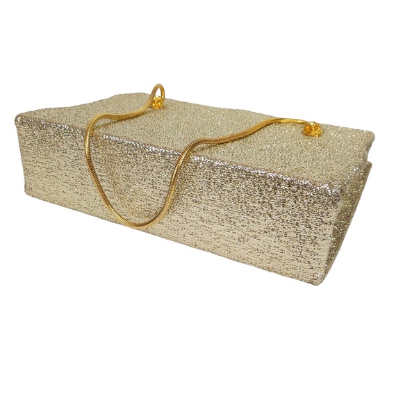 Vintage Gold Metallic Lamé Evening Handbag with Metal Rosette Clasp - Picture 3 of 11